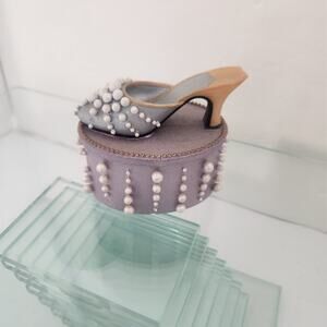 Vintage Bombay Shoe Trinket box